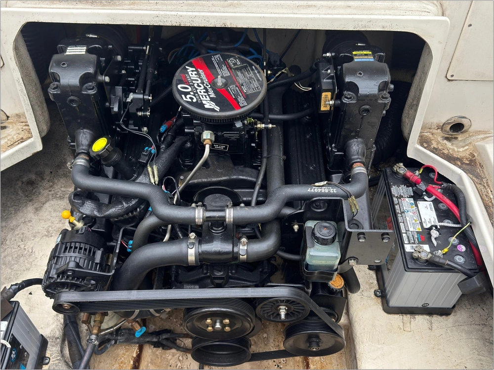 2007 Sea Ray 215 Weekender alt