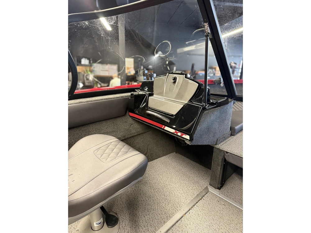 2026 Legend 17 Xt + 90 Elpt 4s Merc & Trailer Pkg