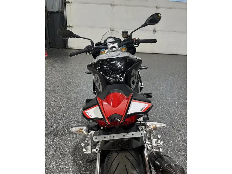2016 Aprilia TUONO 1100