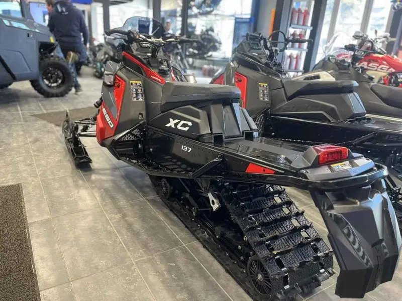 2024 Polaris 650 INDY XC 137