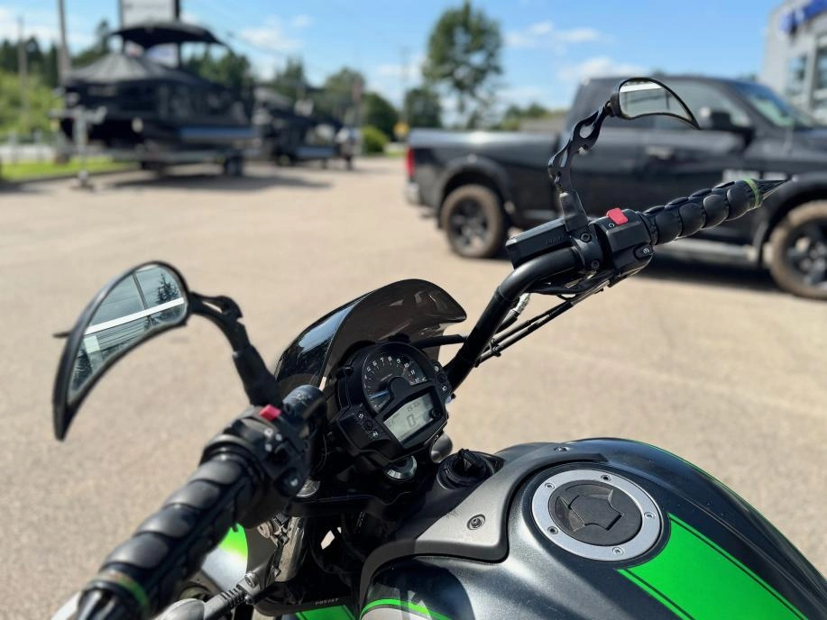 Kawasaki Vulcan S Cafe 2016 alt