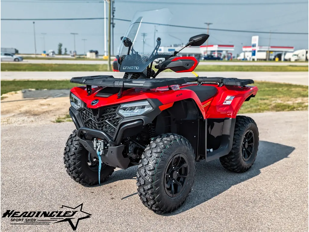 2025 CFMOTO CFORCE 500 // Magma Red w/ Windshield