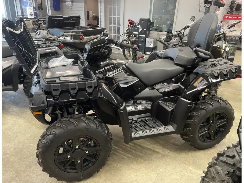 2025 Polaris 2025 Polaris Sportsman Sportsman Touring 850 - Onyx Black