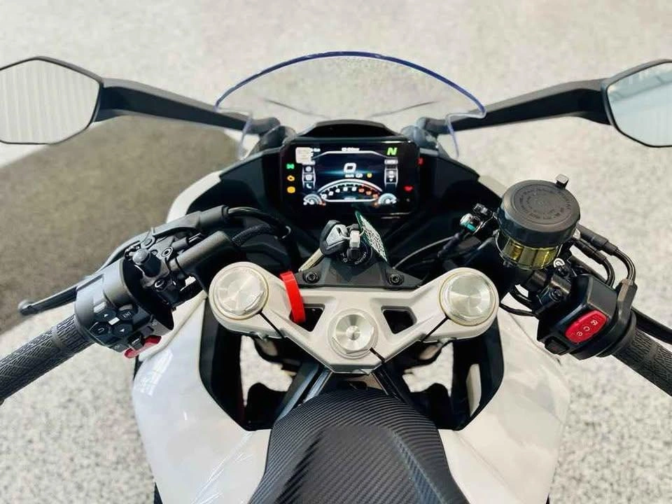 Cfmoto 450 Ss 2025 alt