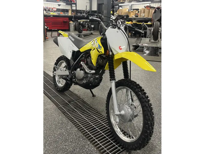 2025 Suzuki DR-Z125 thumbnail 9
