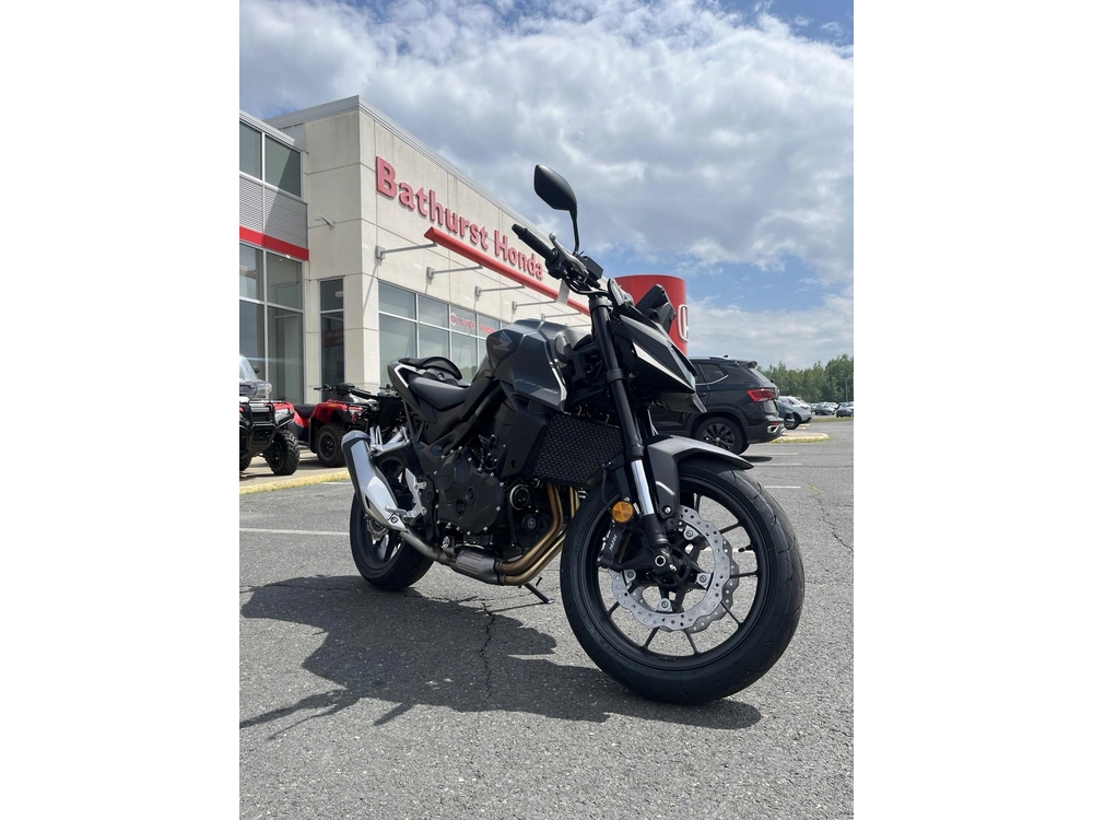 Honda Cb750 2025 alt