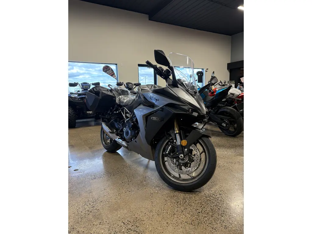 Suzuki GSX-S1000GT+ 2025