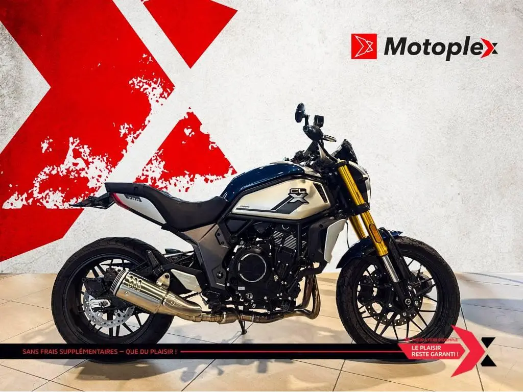 2023 CFMOTO CL-X 700 HERITAGE