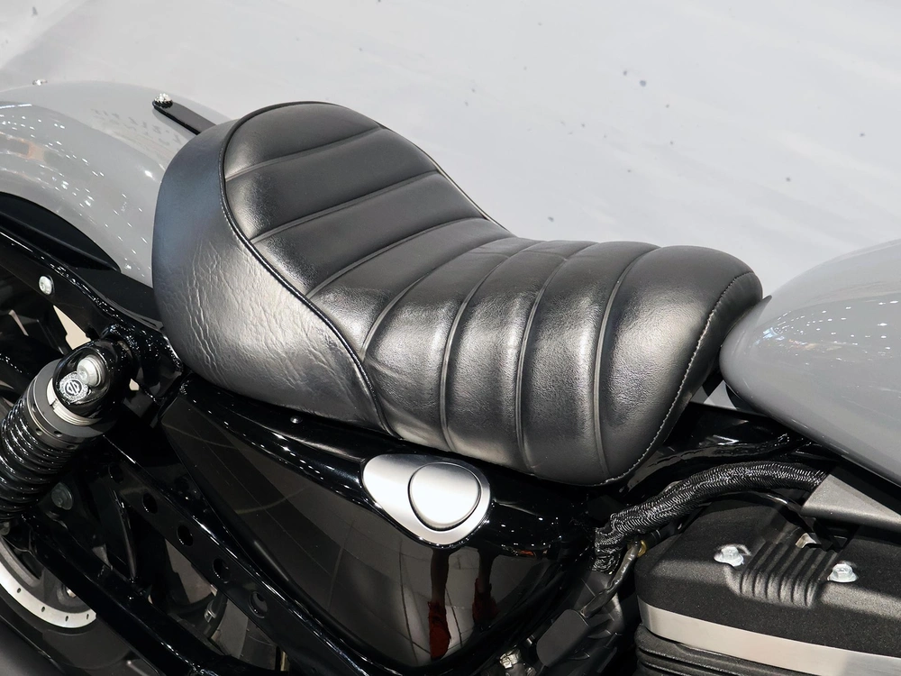 Harley-davidson Sportster Iron 883 Xl883n 2022 alt