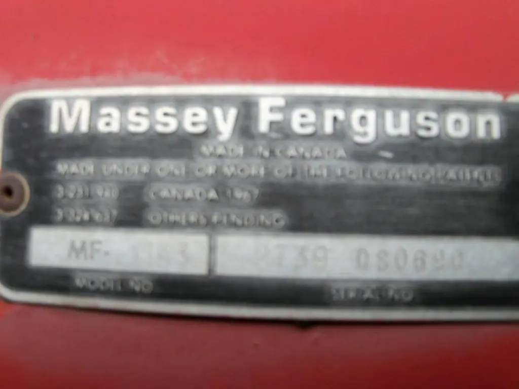 Massey Ferguson 1143 