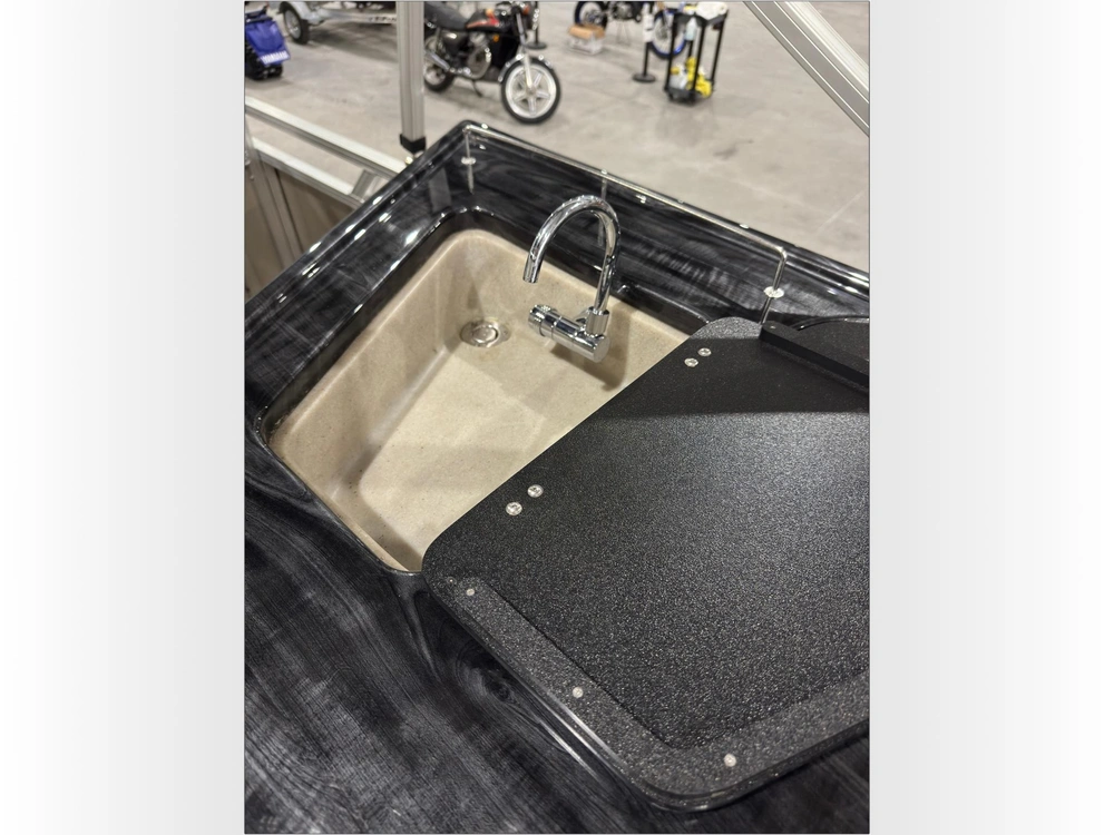 2021 Legend Q Series Ws Cruise Sport alt