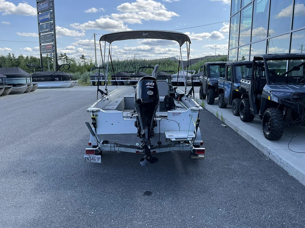 2018 Smoker-craft Angler 16 alt