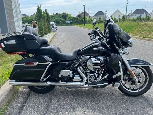 2016 Harley-Davidson FLHTCU Electra Glide UltraFLHTCU