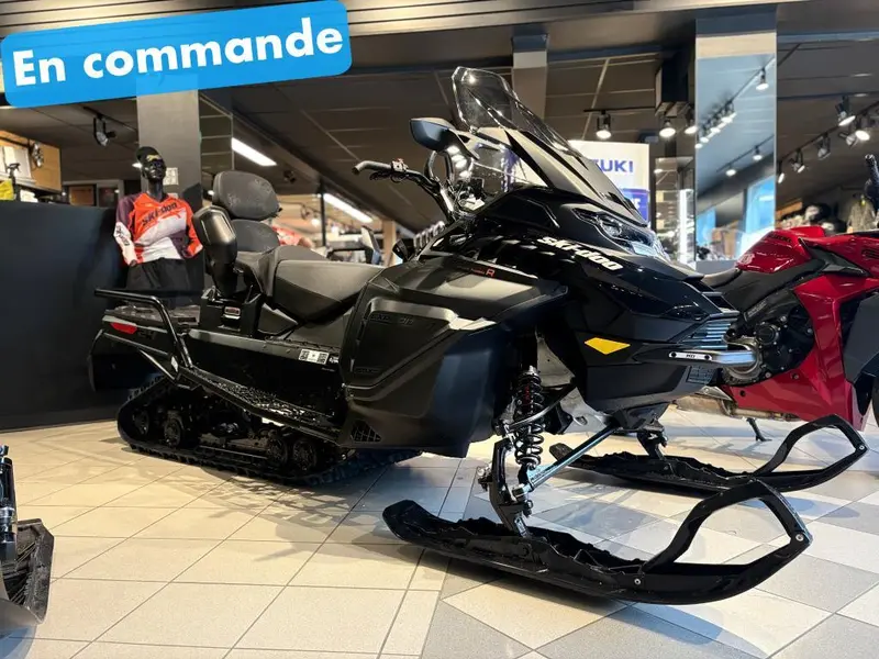 2026 Ski-Doo EXPEDITION LE 24'' 900 ACE Turbo R Silent Cobra 1.5'' E.S.