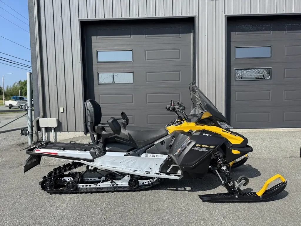 Ski-Doo EXPEDITION SPORT 900 ACE 2025