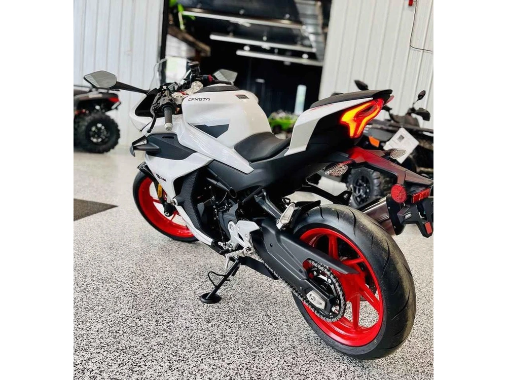 Cfmoto 450 Ss 2025 alt