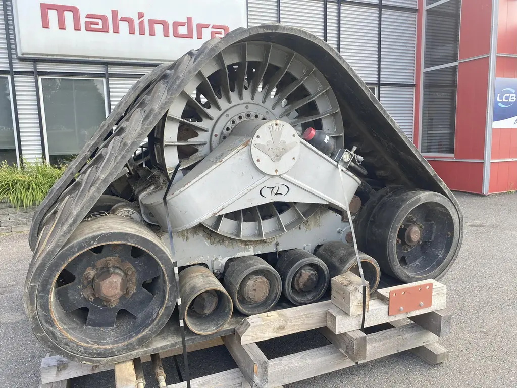 INCONNU Amfibios 2011