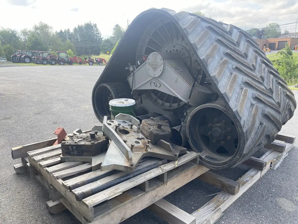 INCONNU Amfibios 2011