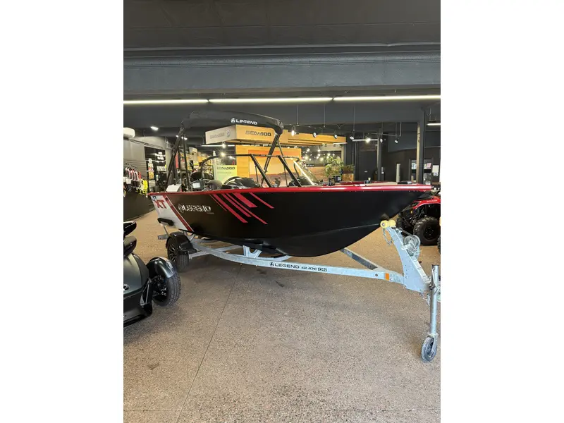 Legend 18 XT + 90 ELPT 4S Merc & Trailer pkg 2026