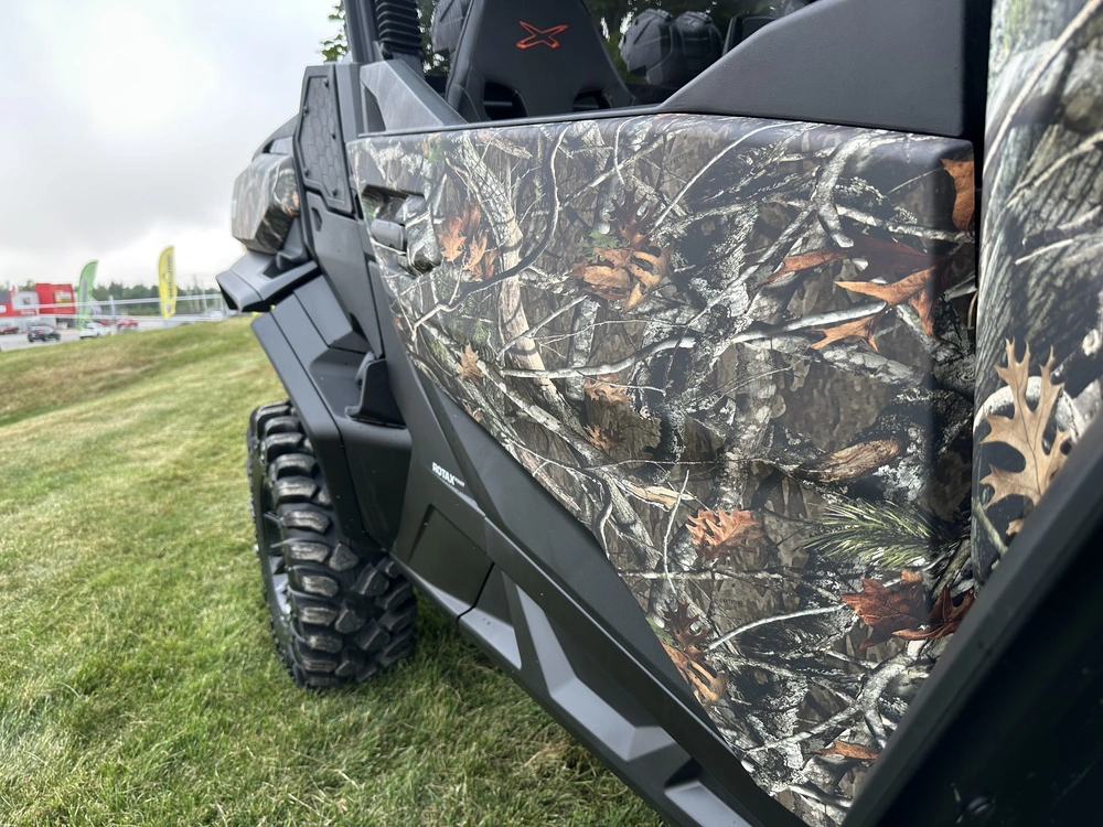 2025 Can-am Commander Xmr 1000r alt