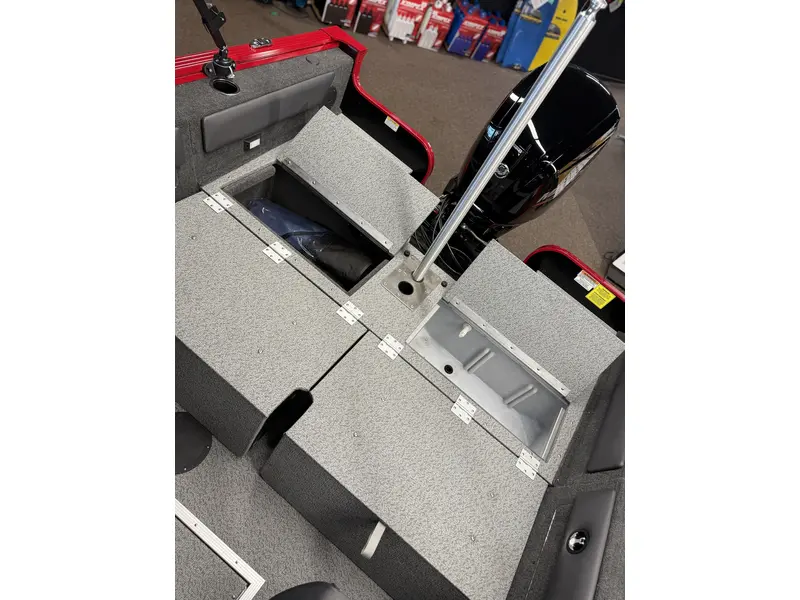 Legend 18 XT + 90 ELPT 4S Merc & Trailer pkg 2026