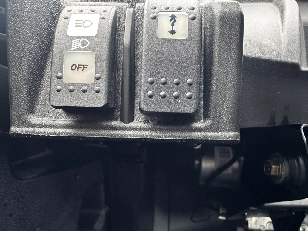 2025 Can-am Commander Xmr 1000r alt
