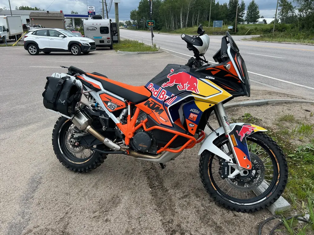 2022 KTM 1290S AVENTURE S