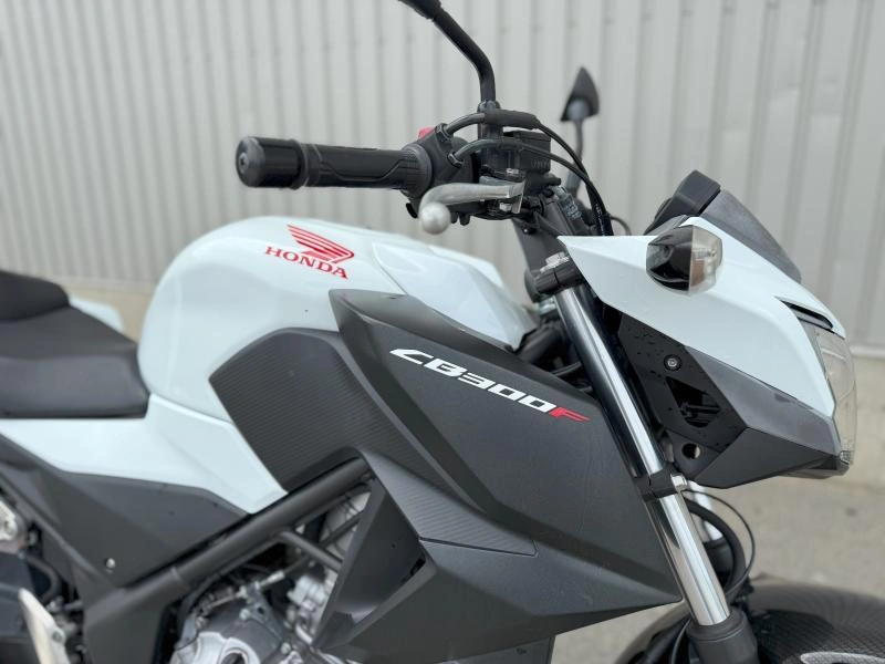 Honda Cb300f 2015 alt
