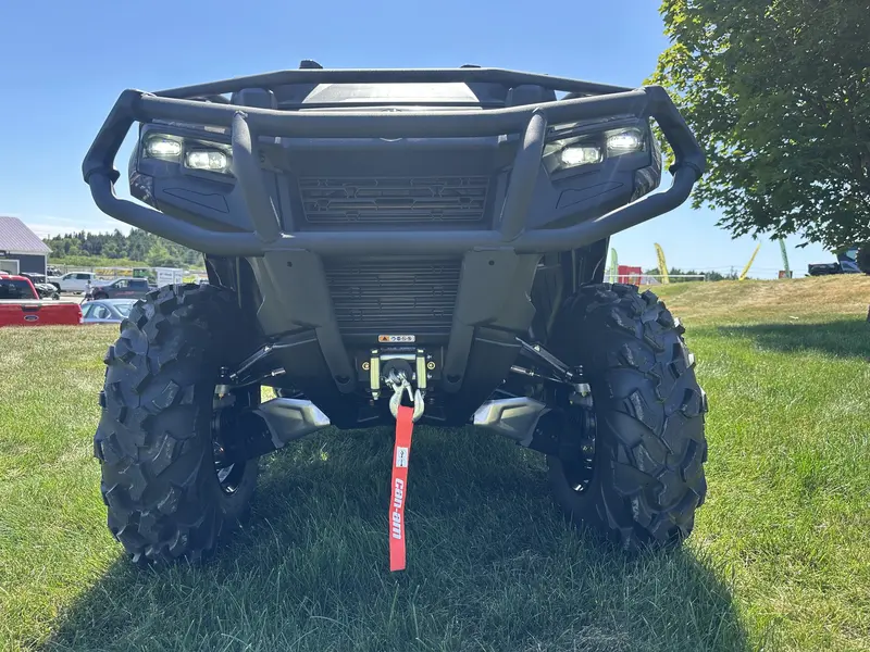 2025 Can-Am Outlander PRO Hunt HD7