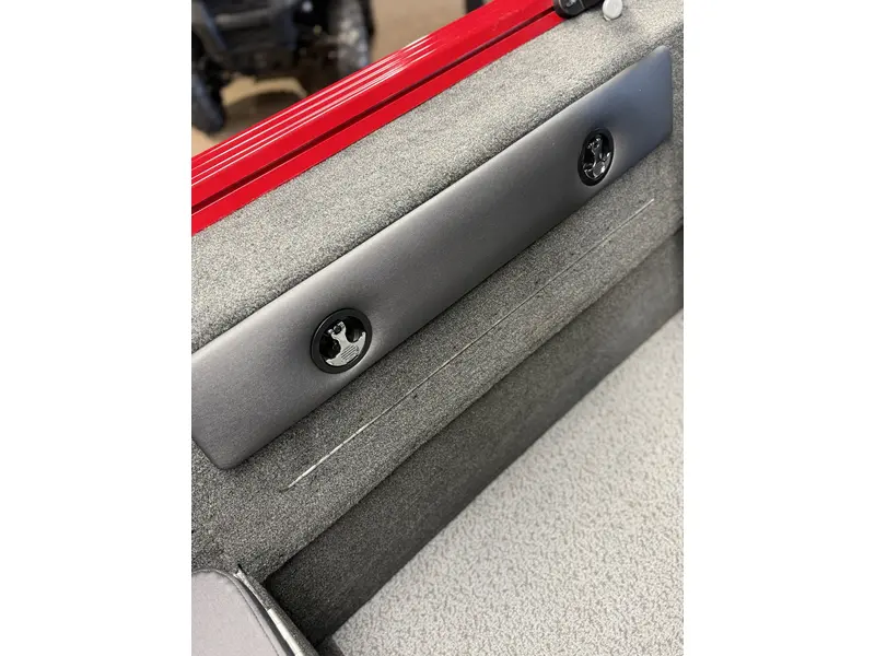 Legend 18 XT + 90 ELPT 4S Merc & Trailer pkg 2026