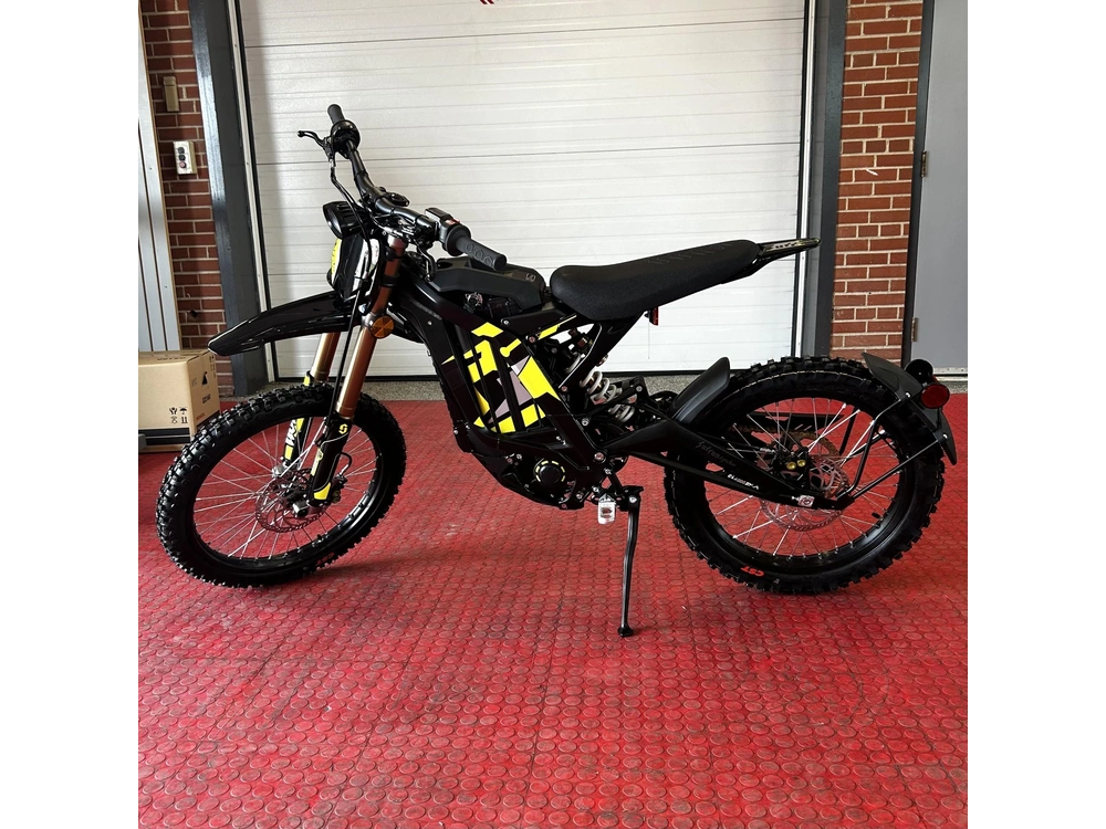 2025 Surron Light Bee X Black alt