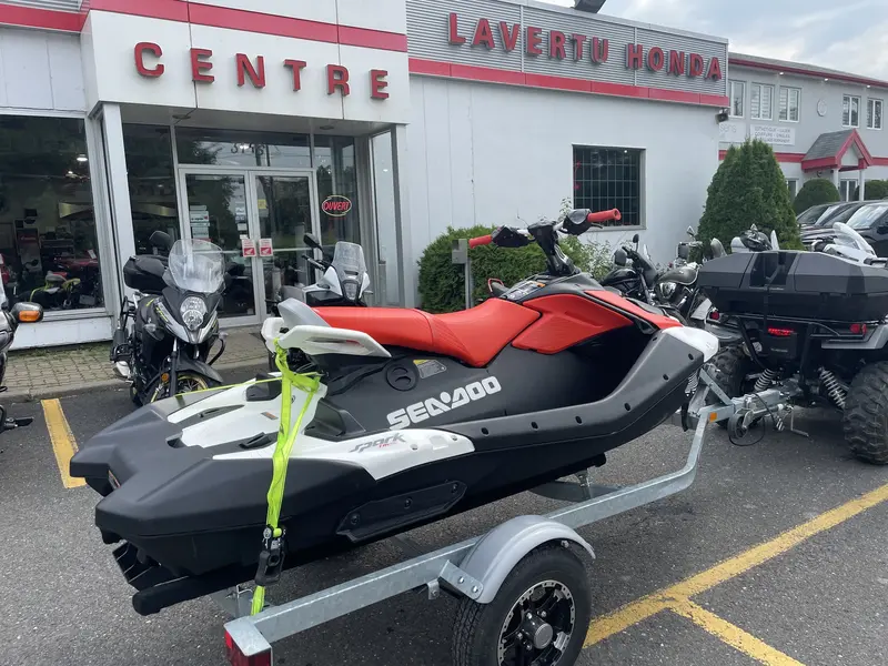 2025 SEA-DOO SPARK TRIXX 3 PLACES