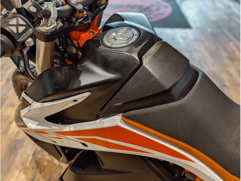 2020 KTM 790 Adventure R // Orange/Black