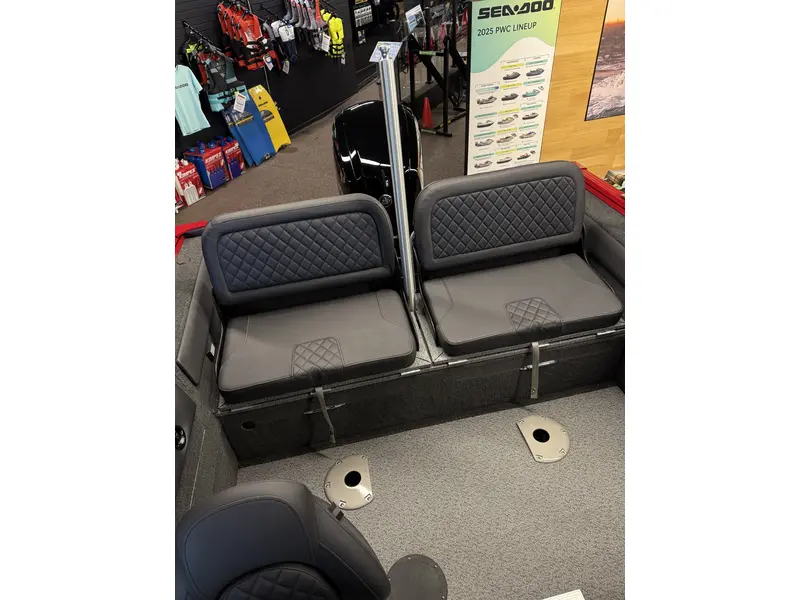 Legend 17 XT + 90 ELPT 4S Merc & Trailer pkg 2026