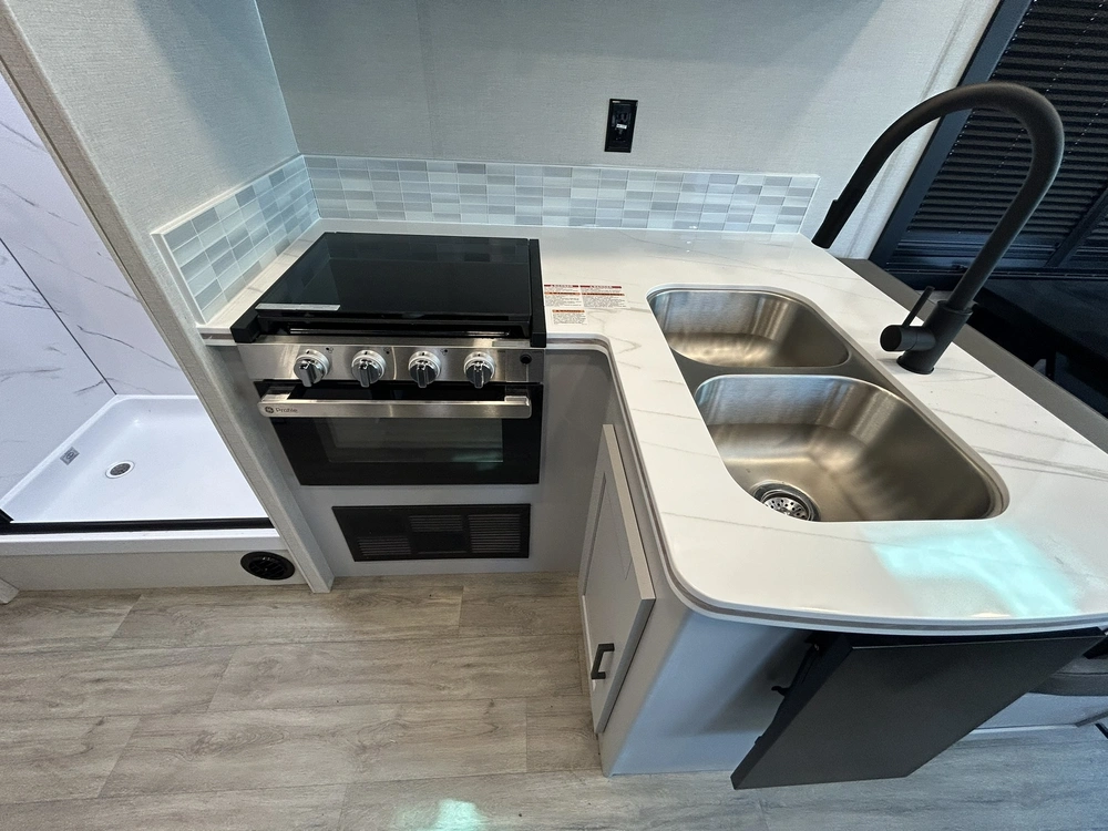 Coachmen Pursuit 27xpsf 2025 alt