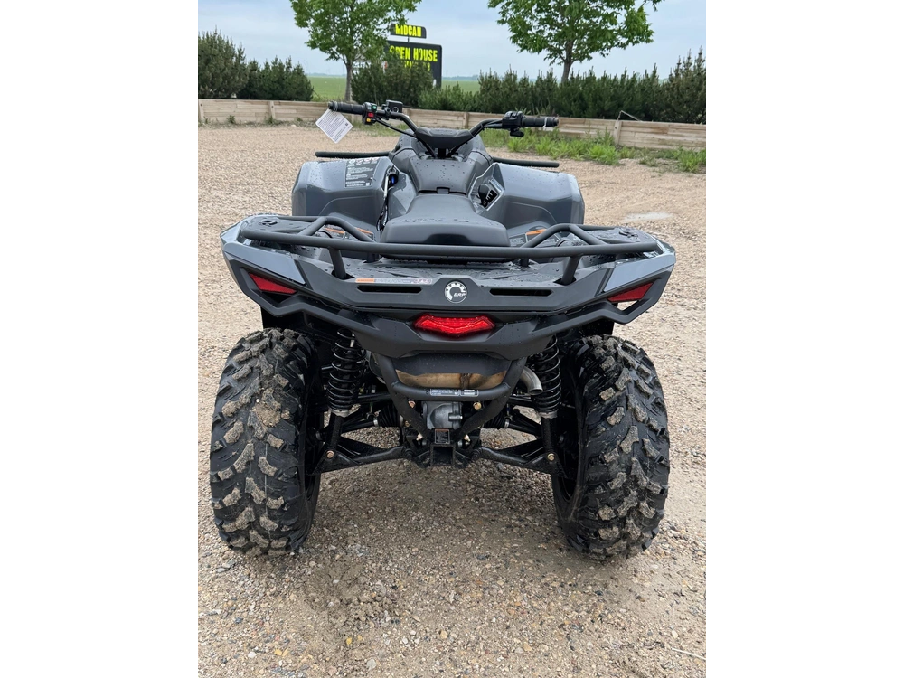 2025 Can-am Outlander 700 alt