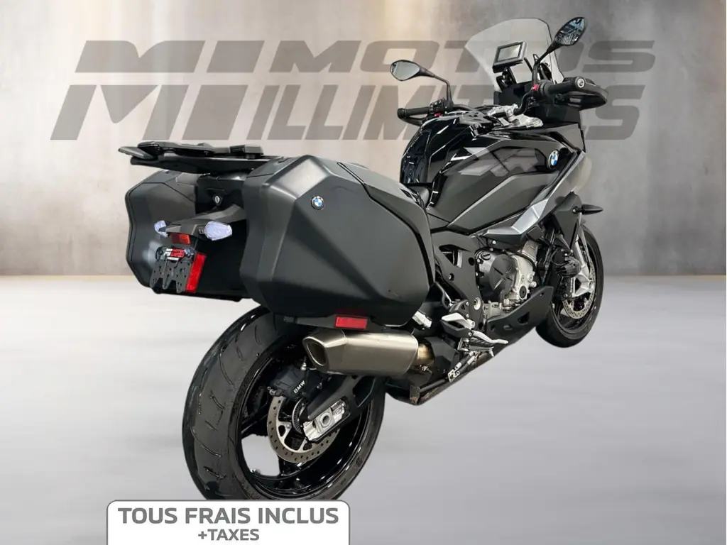 2023 BMW S1000XR