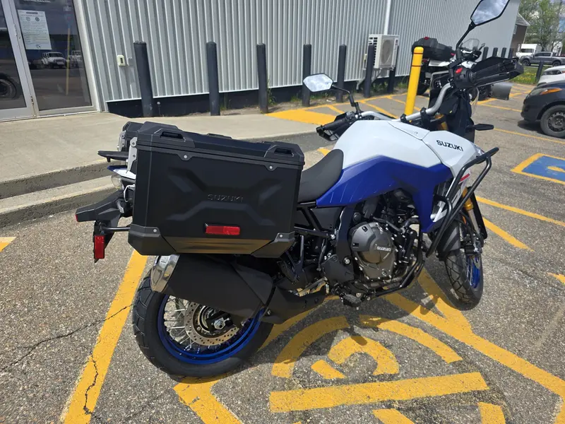 2025 Suzuki V-STROM 800DE thumbnail 5