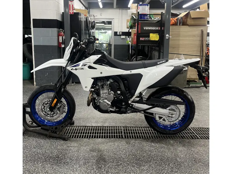 2025 Suzuki DR-Z4SM thumbnail 5