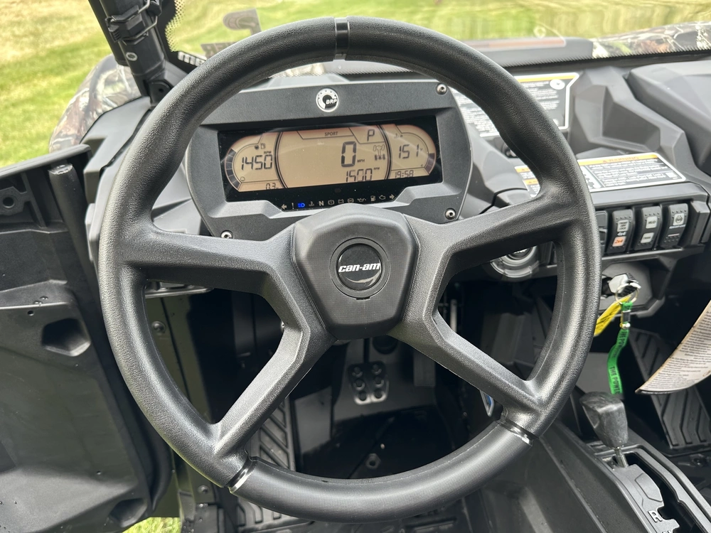 2025 Can-am Commander Xmr 1000r alt