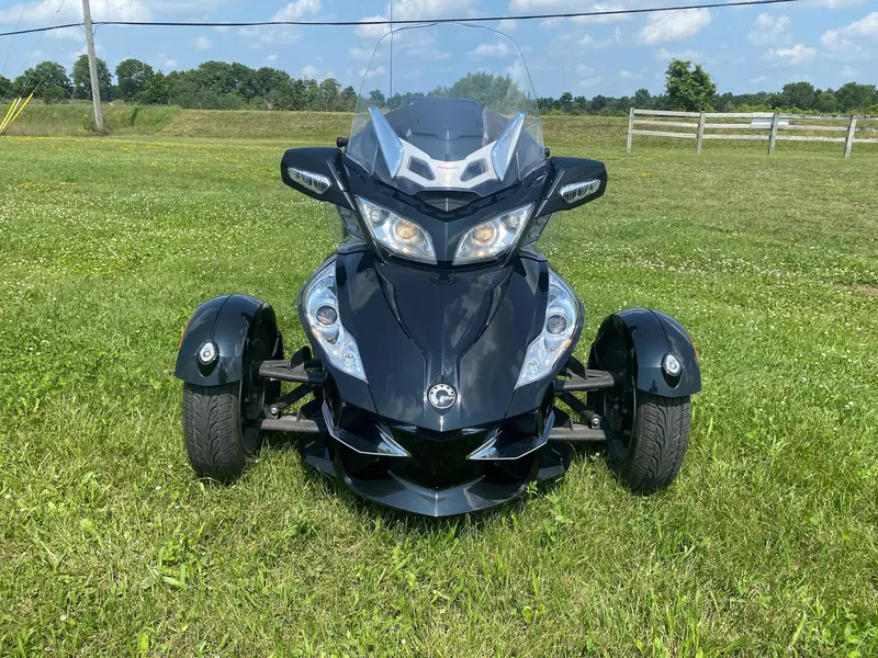 2010 Can-Am SPYDER RT-S SE5 thumbnail 2