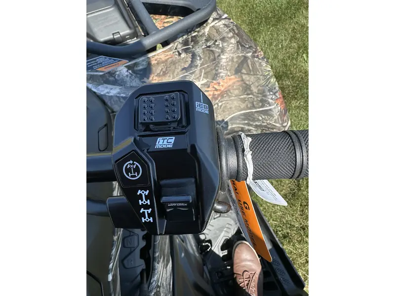 2025 Can-Am Outlander PRO Hunt HD7