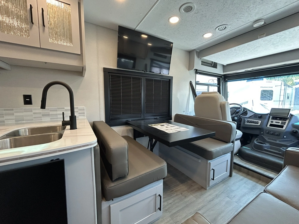 Coachmen Pursuit 27xpsf 2025 alt