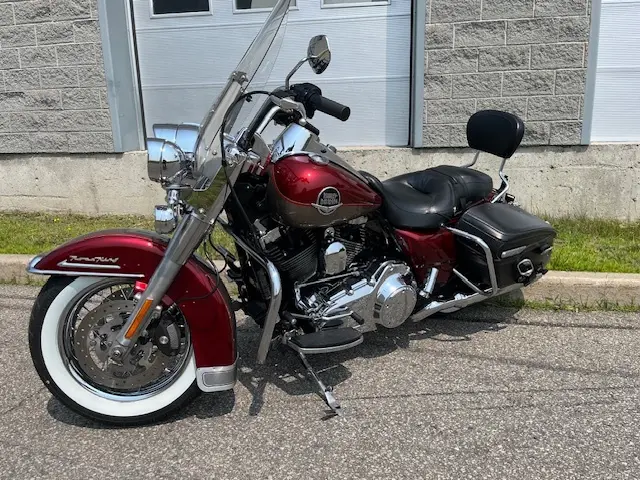 2009 Harley-Davidson FLHRC ROAD KING CLASSICFLHRC