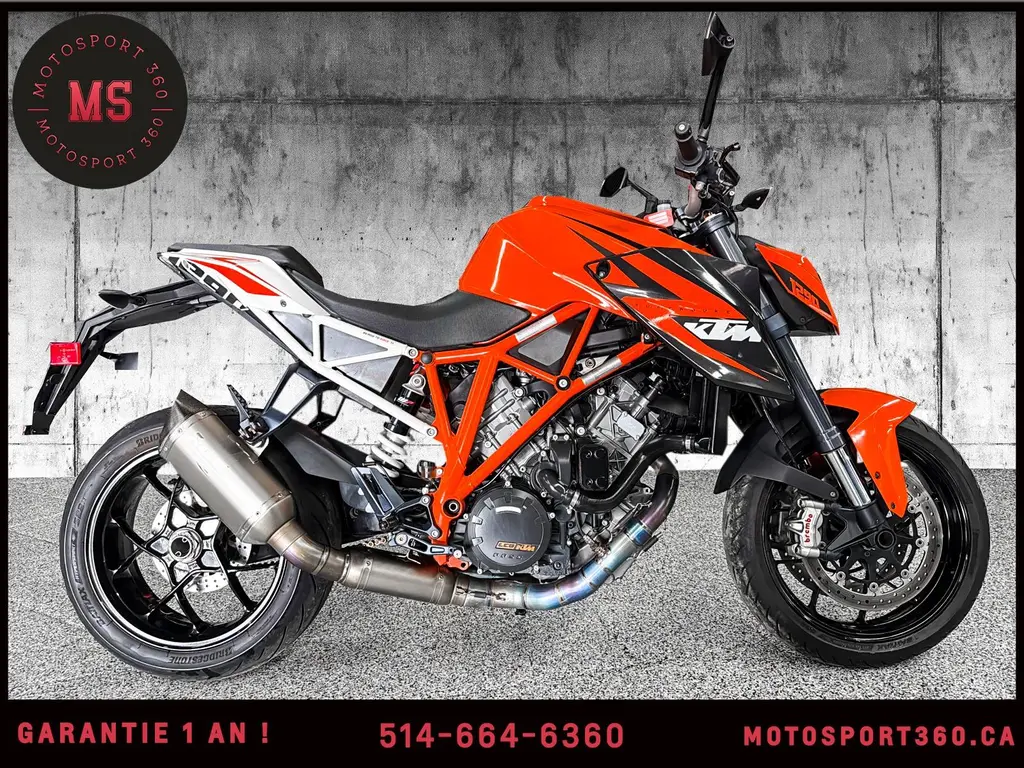 2014 KTM SUPERDUKE 1290 UNE BÊTE ! - LIGNE AKRAPOVIC !