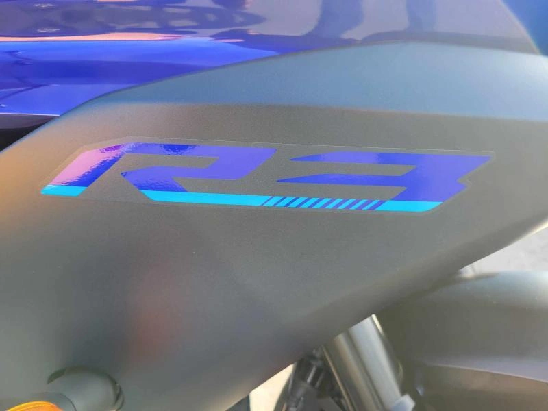 2023 Yamaha Yzf-r3 alt