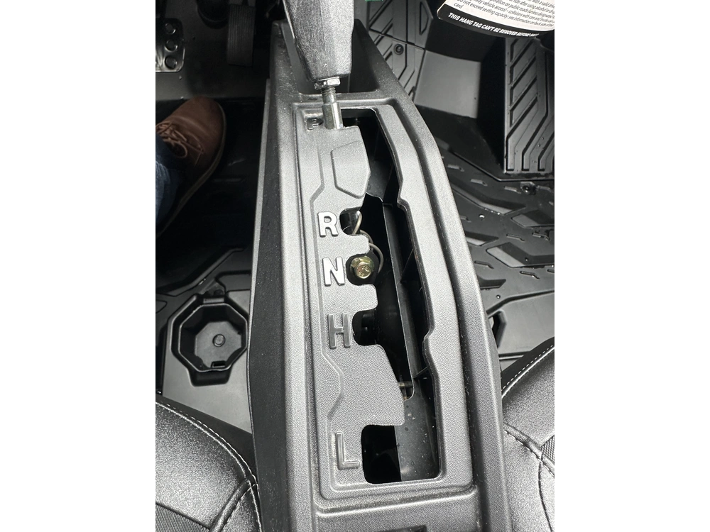 2025 Can-am Commander Xmr 1000r alt