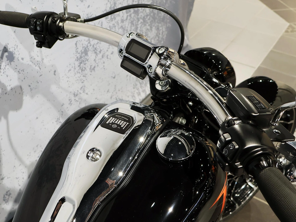 Harley-davidson Breakout Fxbr 2024 alt