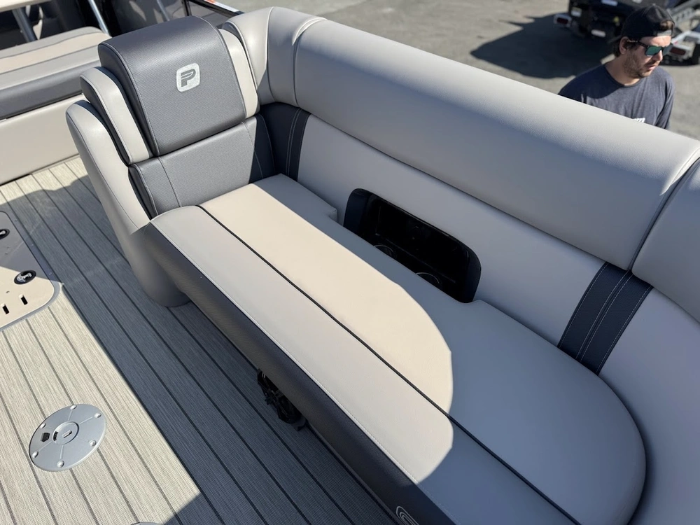 2025 Princecraft Quorum 23rl alt