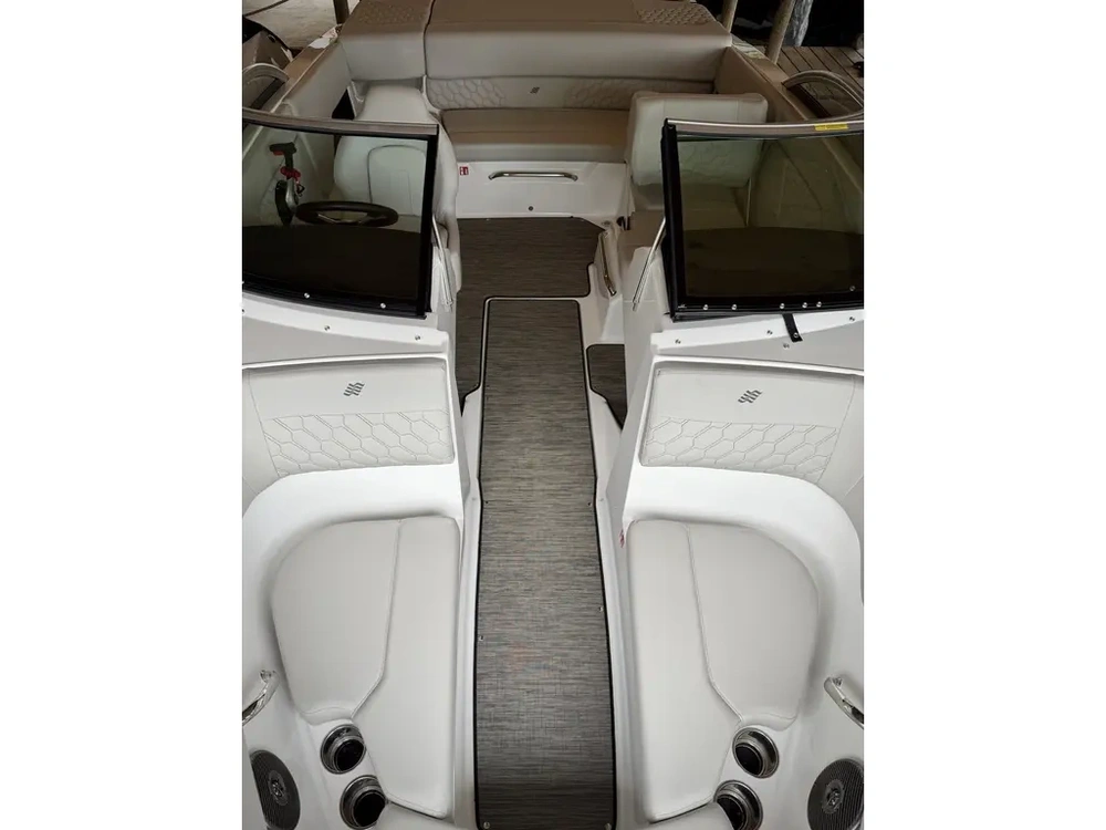 2026 Four Winns H1 Freedom Mercruiser 4.5l alt